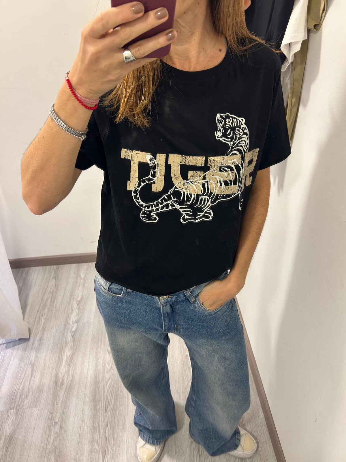 Polera Court