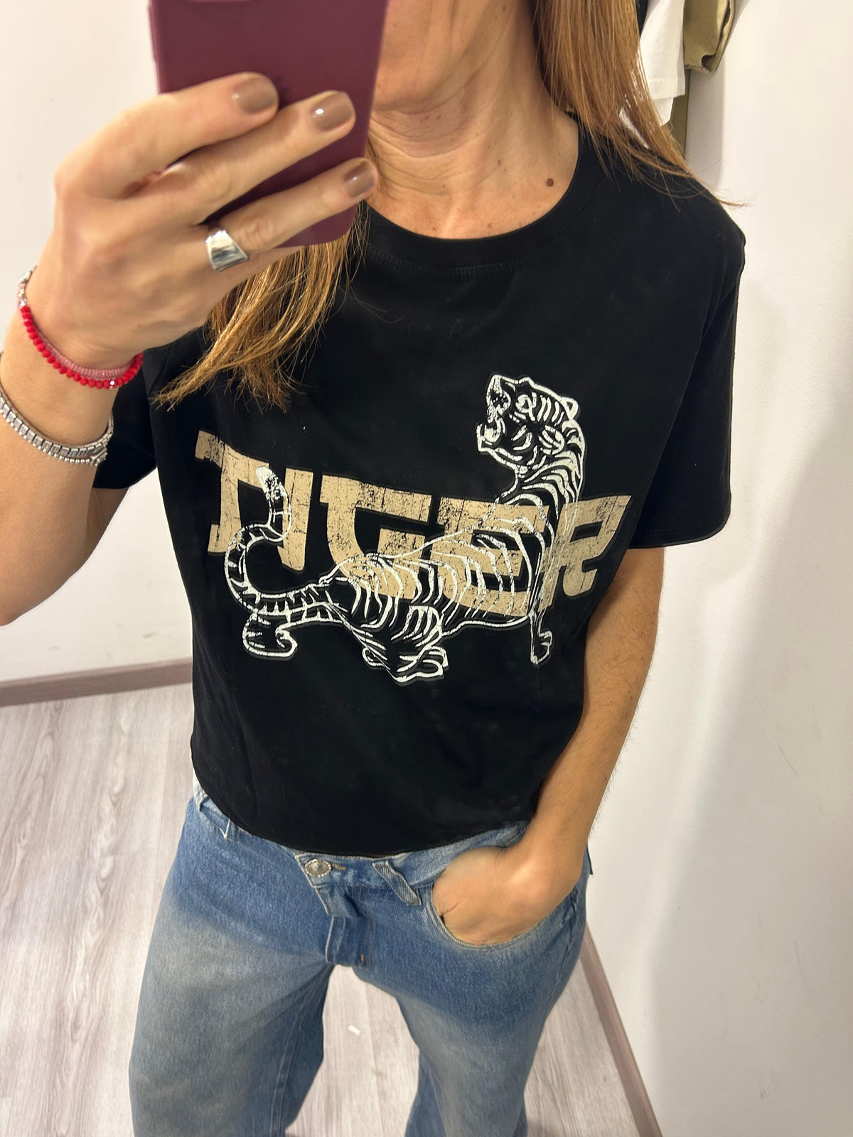 Polera Court