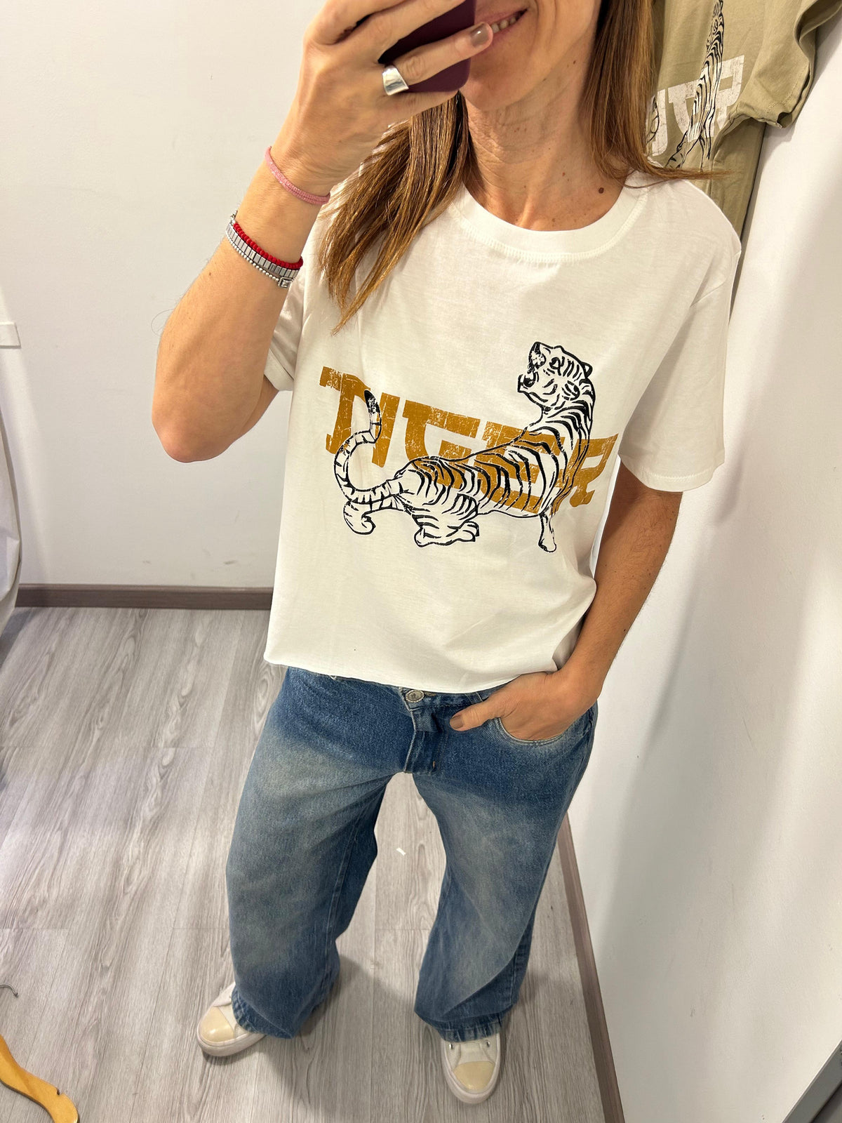 Polera Court