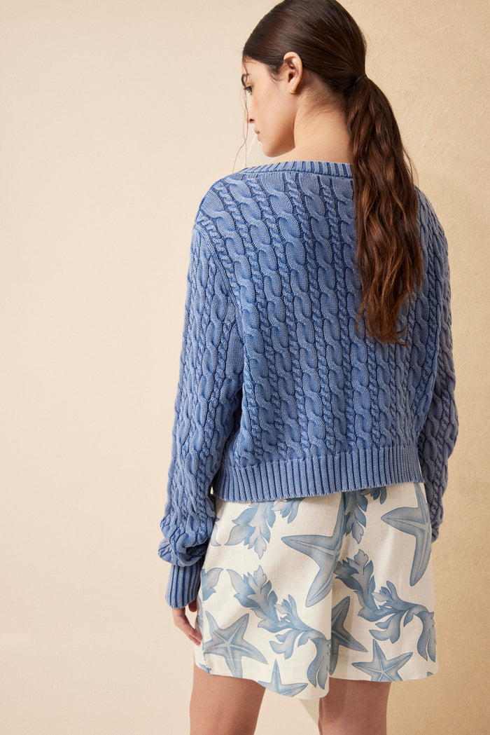 Sweater Bay